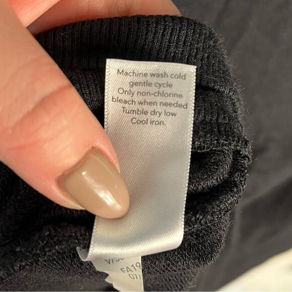 ATHLETA | Black "Mindset" Long Sleeve Crewneck Sweatshirt | Top - Picture 10 of 10